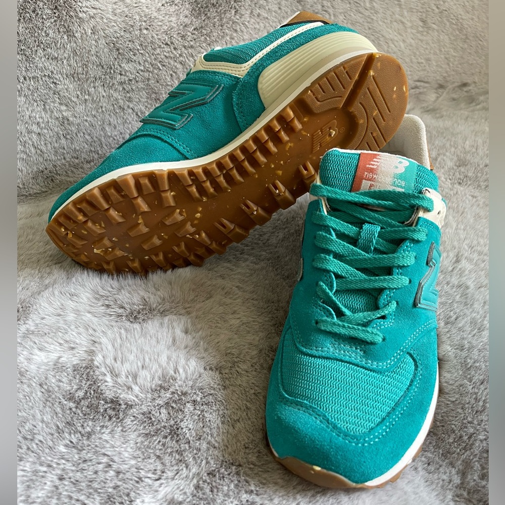 NewBalance 574 - New without box